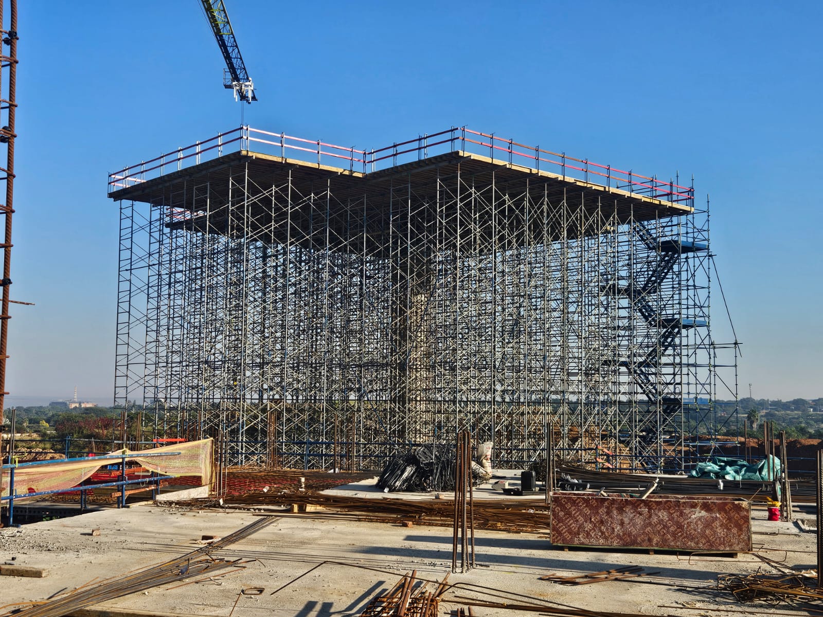 Menlyn Podium — Column Box Programme